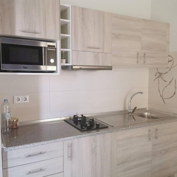 Ellen Apartamento T0 - Inforsal Espargos Exterior photo